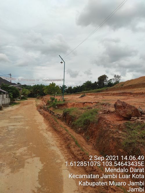 foto gerbang perumahan GRAND PARAMOUNT