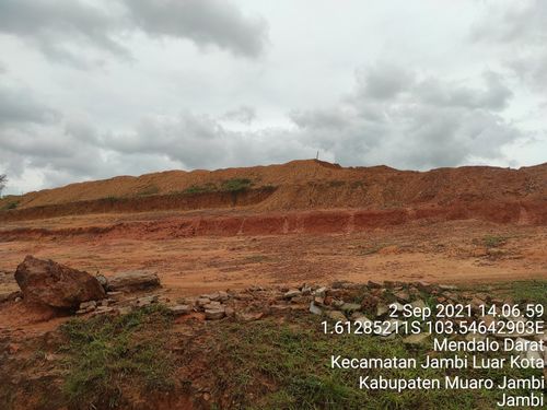 foto posisi tengah perumahan GRAND PARAMOUNT