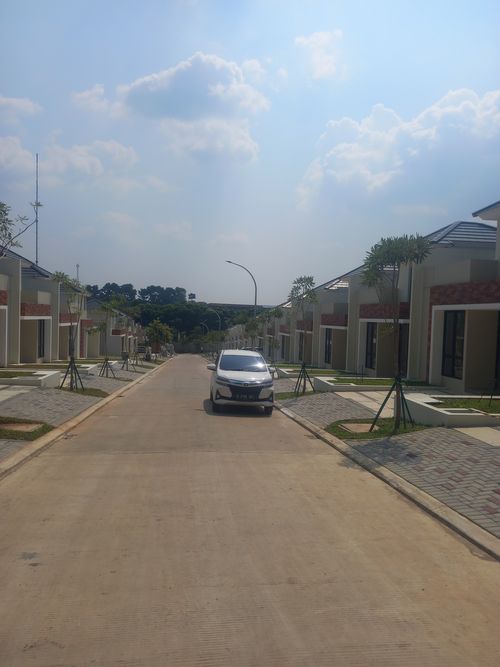 foto posisi tengah perumahan PERUMAHAN CITRA SENTUL RAYA