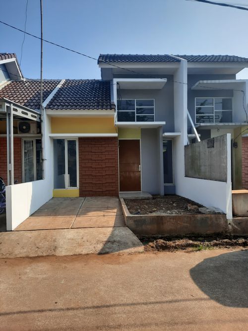 foto contoh rumah perumahan Permata Wisata