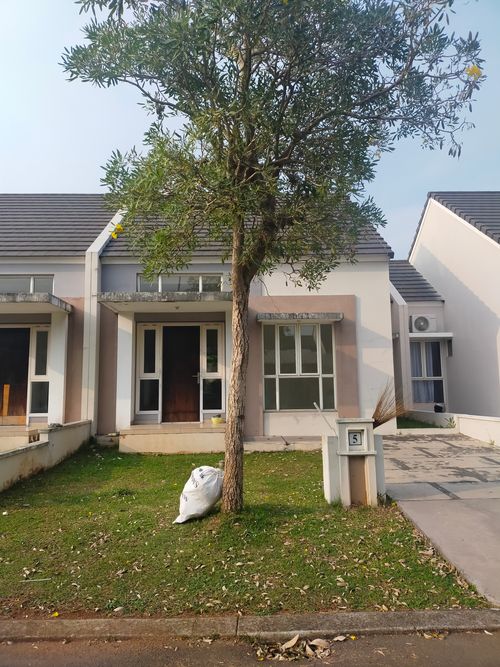 foto tampak rumah tipe VENESA perumahan CLUSTER DHANA, SUVARNA SUTERA