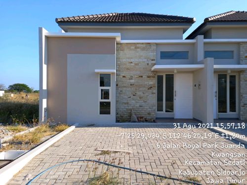 foto contoh rumah perumahan Newtown Park