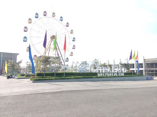 foto gerbang perumahan CitraLand Driyorejo CBD
