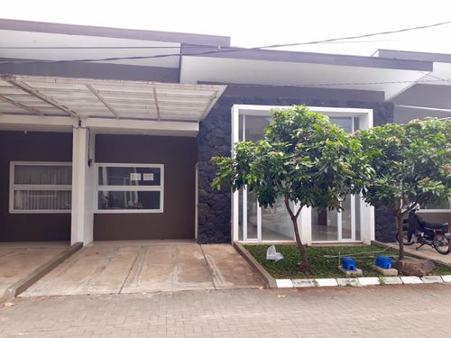 foto tampak rumah tipe 40 perumahan V RESIDENCE
