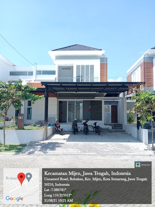 foto tampak rumah tipe 78 perumahan BSB Village Aurora Boulevard