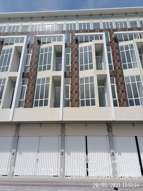 foto tampak rumah tipe RUKO 3 LANTAI (T.195) perumahan YOS SUDARSO SQUARE