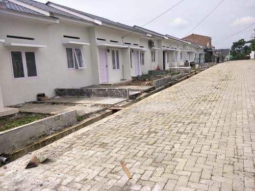 foto tampak rumah tipe 36 perumahan PESONA KHAYANGAN 3