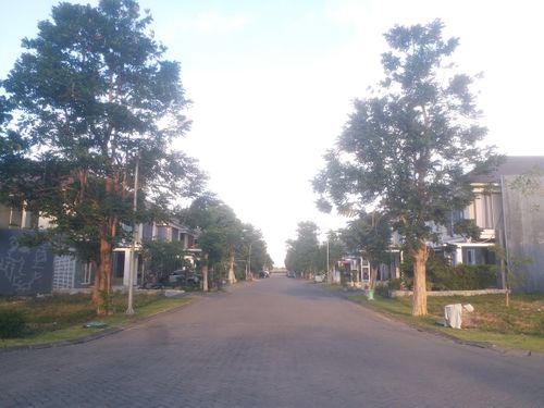 foto posisi tengah perumahan PELICAN HILL CITRALAND