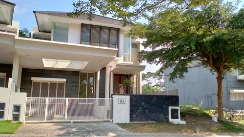 foto tampak rumah tipe Ixora Valley 83 perumahan The Araya