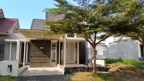 foto tampak rumah tipe Brassia Hill 62 perumahan The Araya