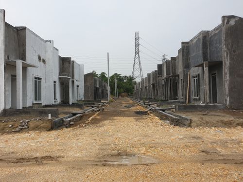 foto posisi tengah perumahan KOTA RANGKAS BARU