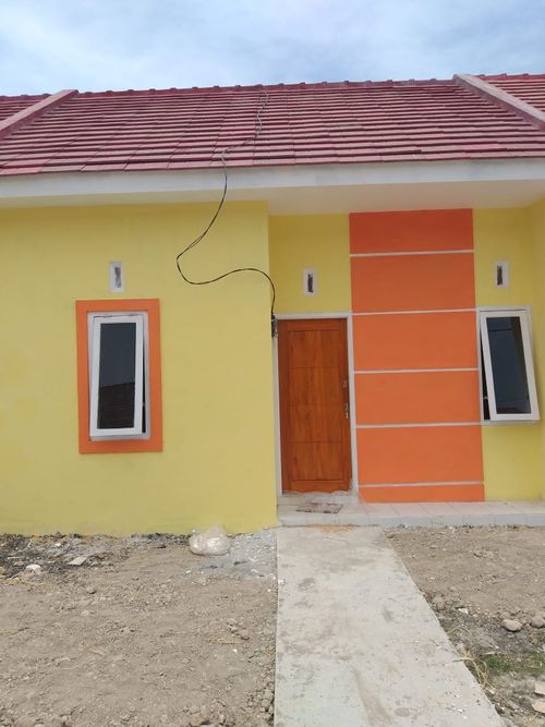 foto tampak rumah tipe 36/70 perumahan Puri Al-Husna
