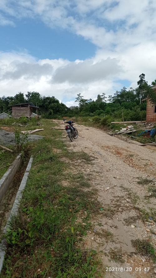 foto posisi tengah perumahan RATU BUMI