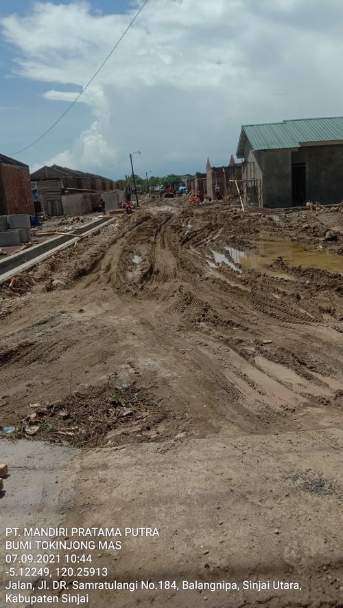 foto gerbang perumahan BUMI TOKINJONG MAS