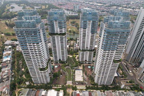 foto contoh rumah perumahan THE ROYALE SPRINGHILL RESIDENCES