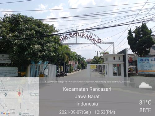 foto gerbang perumahan Graha Batu Karang (Violin)