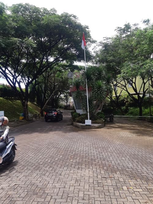 foto gerbang perumahan PERUMNAS BUKIT KEMILING PERMAI Jl. Ruby 6 No. 05 dan Jl. Ruby 8 No. 15