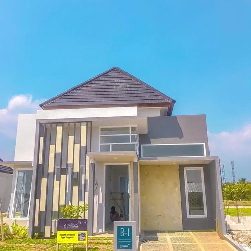 foto tampak rumah tipe 51/131 perumahan CASA SAMALA