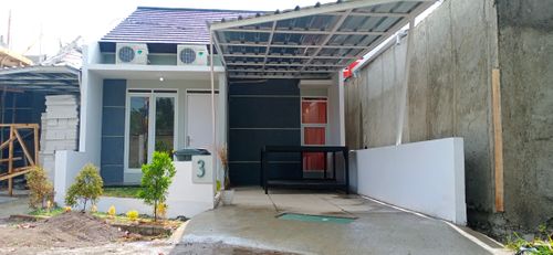 foto tampak rumah tipe CA-IV 30/57 perumahan Bumi Panyawangan Cluster Rasamala dan Campaka