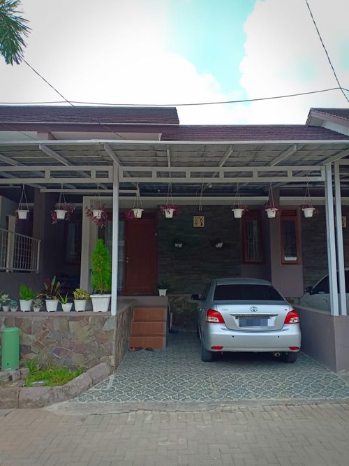 foto tampak rumah tipe 45/100 perumahan Kota Bali