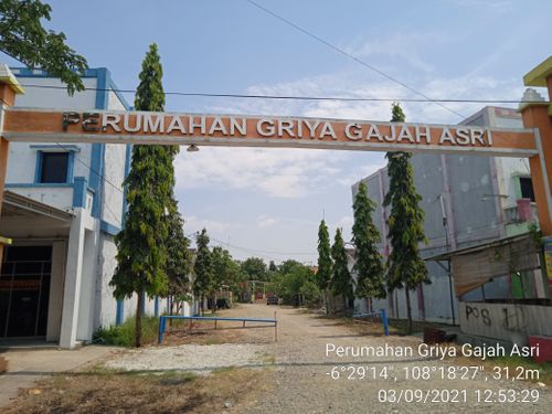 foto gerbang perumahan Griya Gajah Asri