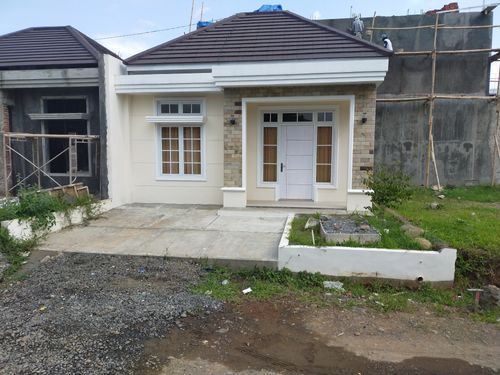 foto tampak rumah tipe 45 A perumahan GRIYA SATRIA CLUSTER SUMAMPIR