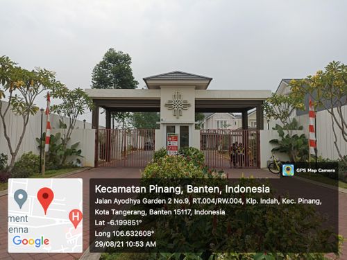 foto gerbang perumahan KOTA AYODHYA