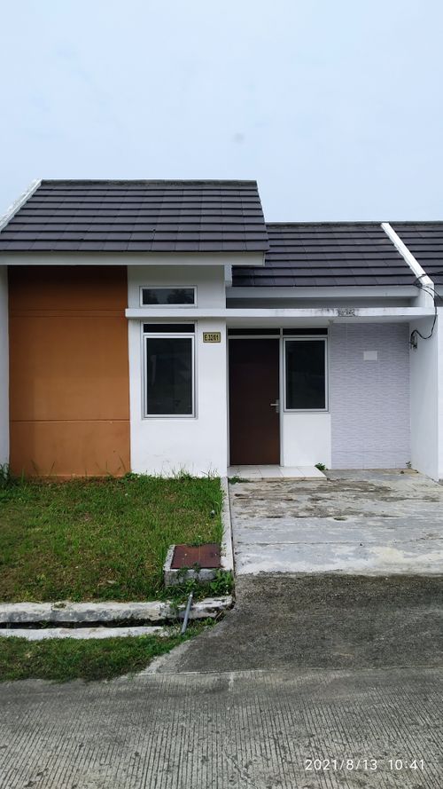 foto tampak rumah tipe DRAVANTI perumahan TEVANA (CITRA MAJA RAYA)