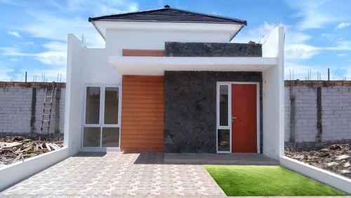 foto tampak rumah tipe 55/81 perumahan Tamansari residence