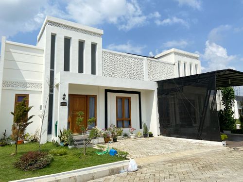 foto tampak rumah tipe Cluster A3 perumahan SAPPHIRE MANSION