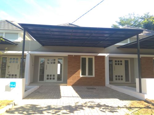 foto tampak rumah tipe CITRINE VI-2A perumahan GRAND DELTA SARI