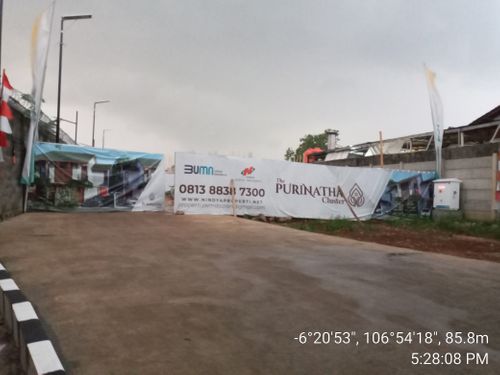 foto gerbang perumahan The Purinatha Cluster