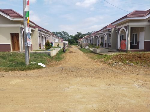 foto posisi tengah perumahan GRIYA SATRIA BUKIT PERMATA TAHAP III