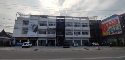 foto tampak rumah tipe SQUARE perumahan J-CITY SQUARE AA