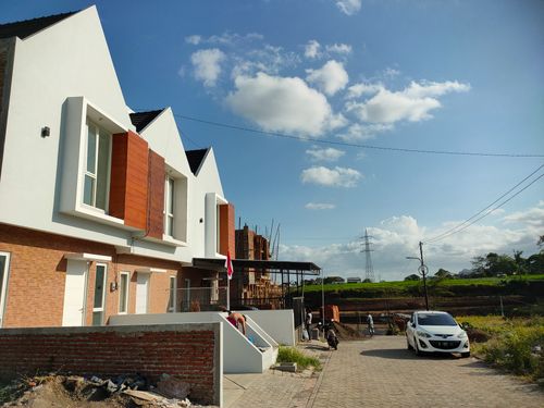 foto posisi tengah perumahan Garden Residence - Tulip 5