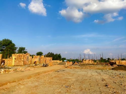 foto posisi tengah perumahan Sako Land