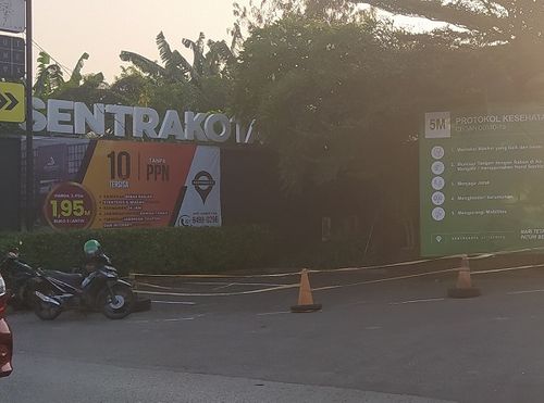 foto gerbang perumahan KSO Sentrakota Jatibening