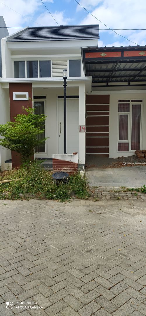 foto contoh rumah perumahan GRAND AZALEA 2