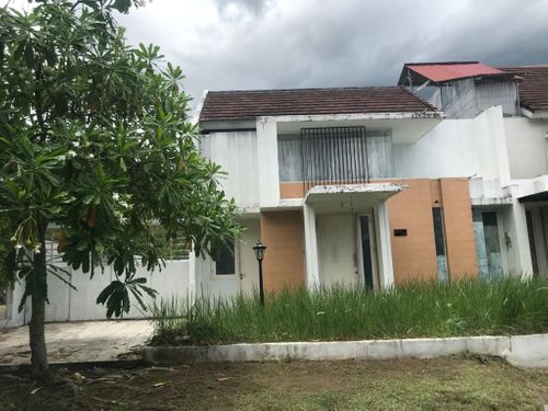 foto tampak rumah tipe LAVENDER perumahan CITRALAND MANADO