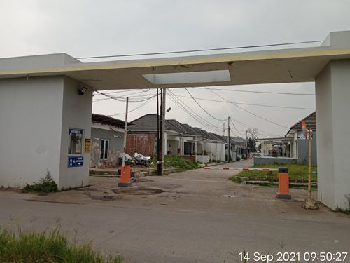 foto gerbang perumahan PURI SUWARNA REGENCY