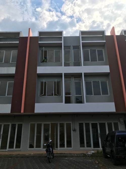foto contoh rumah perumahan RUKO SKY BLUSH