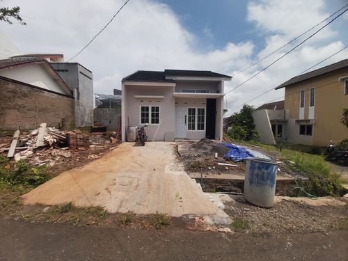 foto posisi tengah perumahan GEDAWANG PERMAI III
