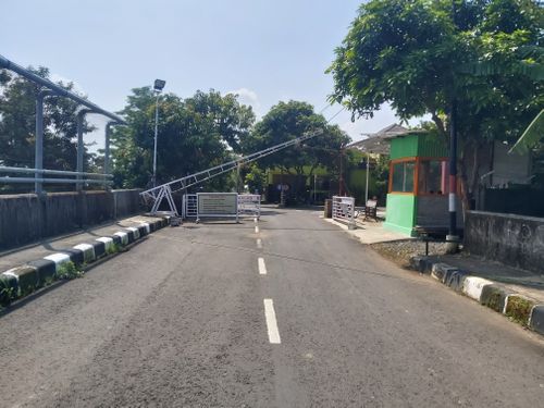 foto gerbang perumahan GEDAWANG PERMAI III