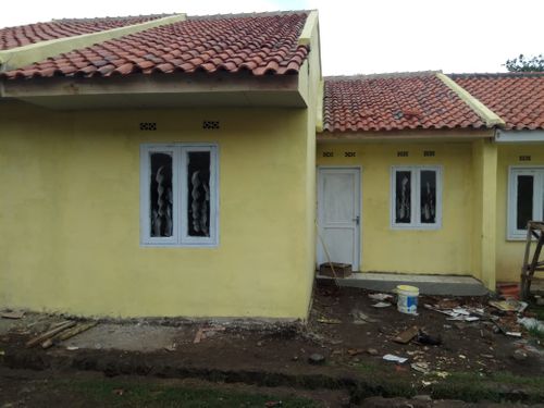 foto tampak rumah tipe 36/80 perumahan Graha Citra Mas Tanjungsari