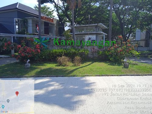 foto gerbang perumahan Kamayangan Residence
