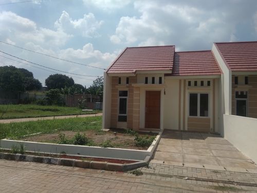 foto tampak rumah tipe 36 sudut perumahan GRIA JAKARTA 2