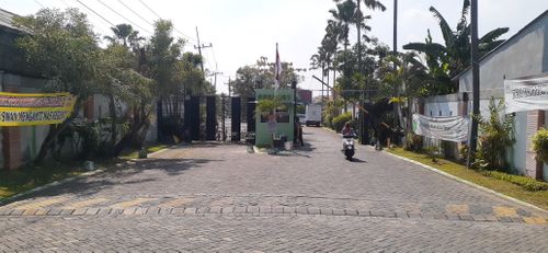 foto gerbang perumahan Swan Menganti Mas Regency