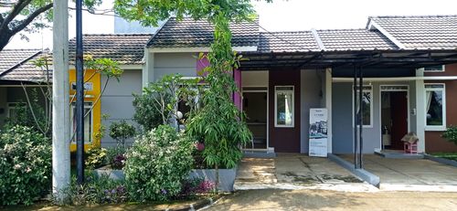 foto contoh rumah perumahan PERUMAHAN GERIYA SELARAS