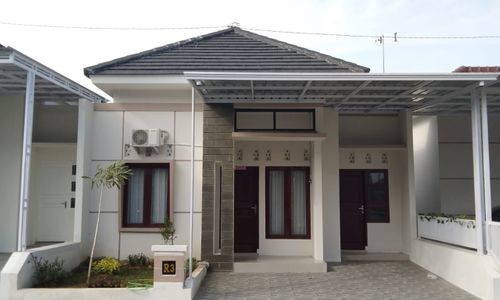 foto tampak rumah tipe 40 perumahan SAPPHIRE TOWNHOUSE SLAWI