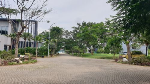 foto posisi tengah perumahan PURI BOTANICAL - BLOCK K MAGNOLIA